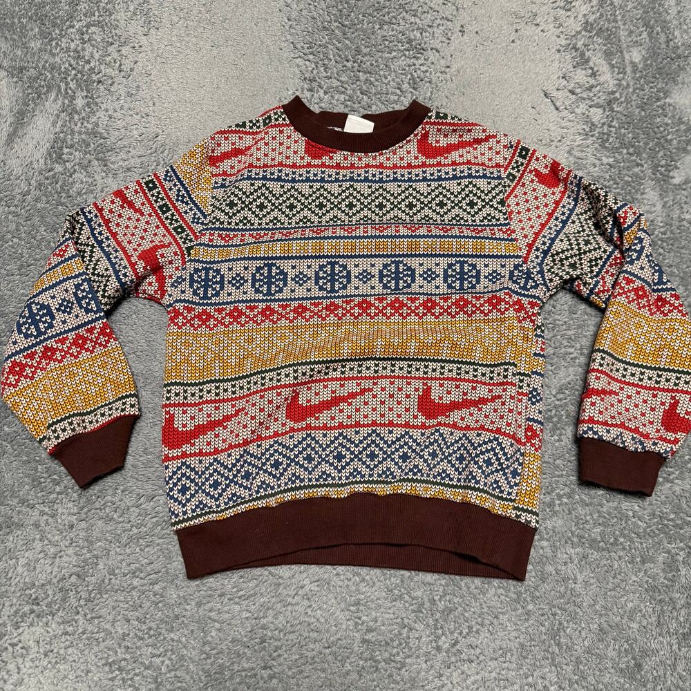 Nike Sweatshirt Kids Youth Medium Holiday Fair Isle Fleece Crewneck FZ2894-110